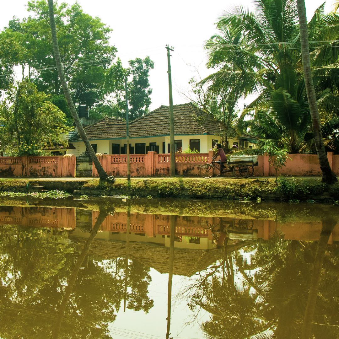 TRADITIONAL KERALA STYLE HOUSE